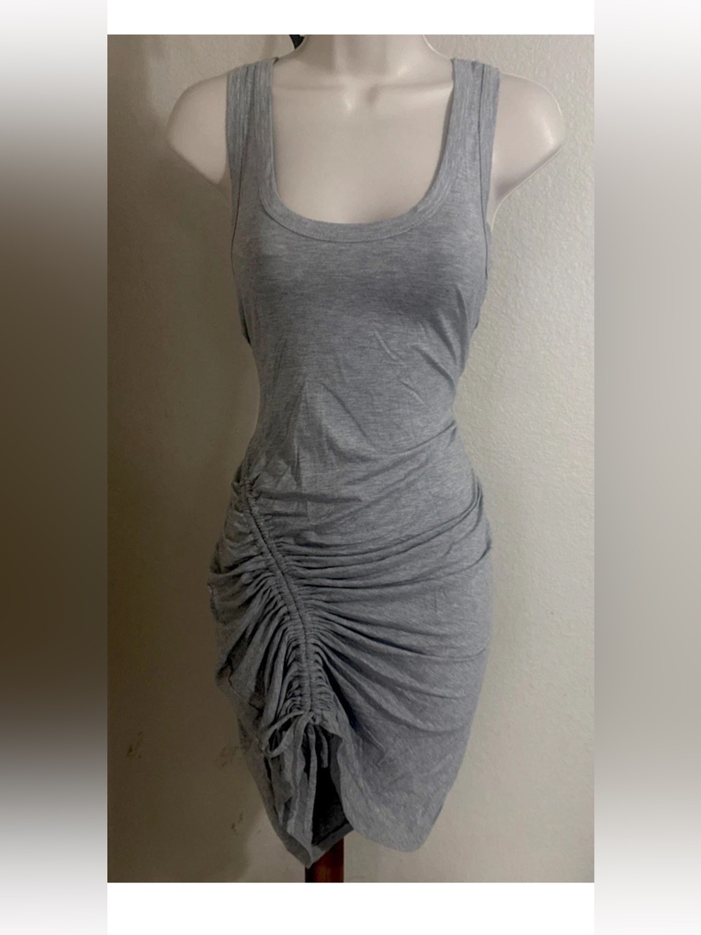 Gray Ruched Bodycon Dress — Sleeveless — Fitted Stretch Style Size Medium